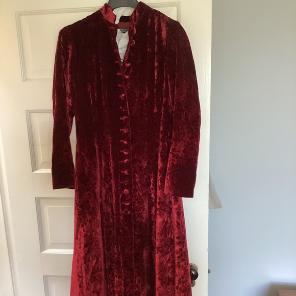 The J. Peterman Company Jackets & Blazers - J Peterman Co New Edwardian crushed velvet wine maxi linedOpera coat size 4